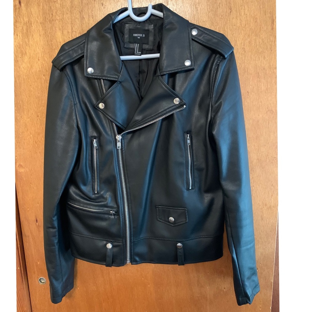 Mens Forever 21 Leather Jacket Medium